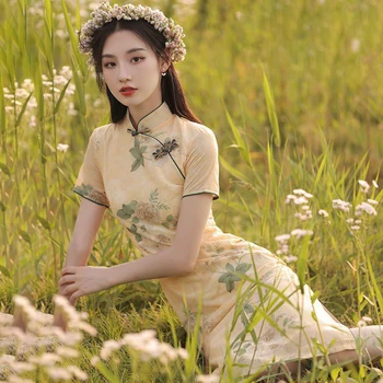 Улучшенное Cheongsam 2023 Новое женское летнее простое элегантное традиционное платье средней длины в традиционном китайском стиле в стиле Fational Flower