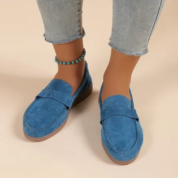 Женские лоферы 2024 Весенний скольжение на дизайнерской их плоской обуви Женская британская модель Ретро дышащие мюли Удобная обувь на плоской подошве