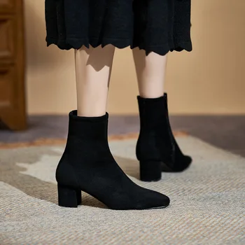 2024 Новый квадратный носок Коренастый каблук Черные сапоги Женская обувь Большой размер 31-43 5 см Высокие каблуки Короткие сапоги